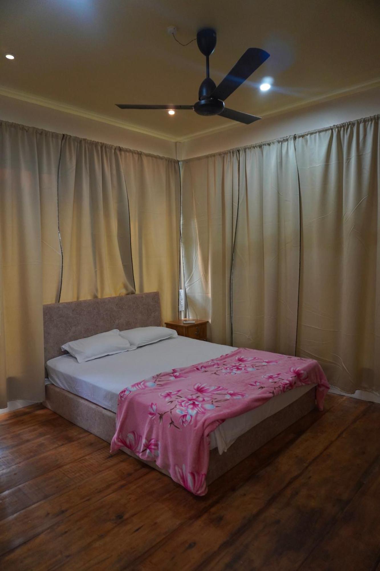Vrindavan Homestay Mundrothuruth Buitenkant foto