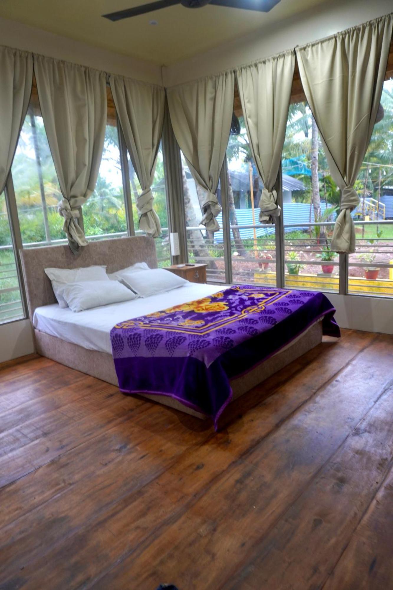 Vrindavan Homestay Mundrothuruth Buitenkant foto