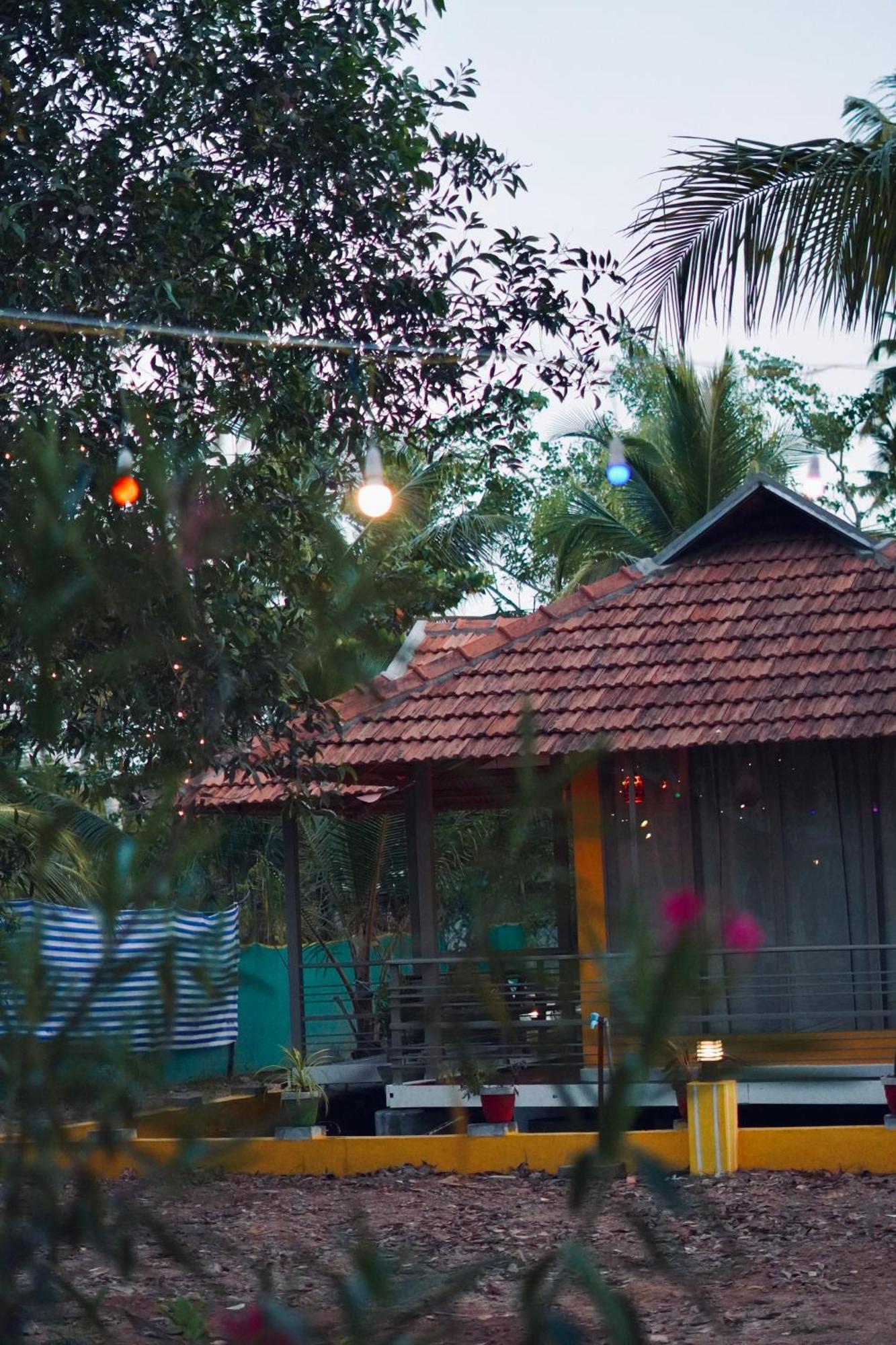 Vrindavan Homestay Mundrothuruth Buitenkant foto